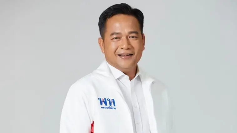 ‘พัฒนา’ เผย คนเพื่อไทย ยินดีหลังศาลยกฟ้องคดี 112 ให้ ‘ทักษิณ’