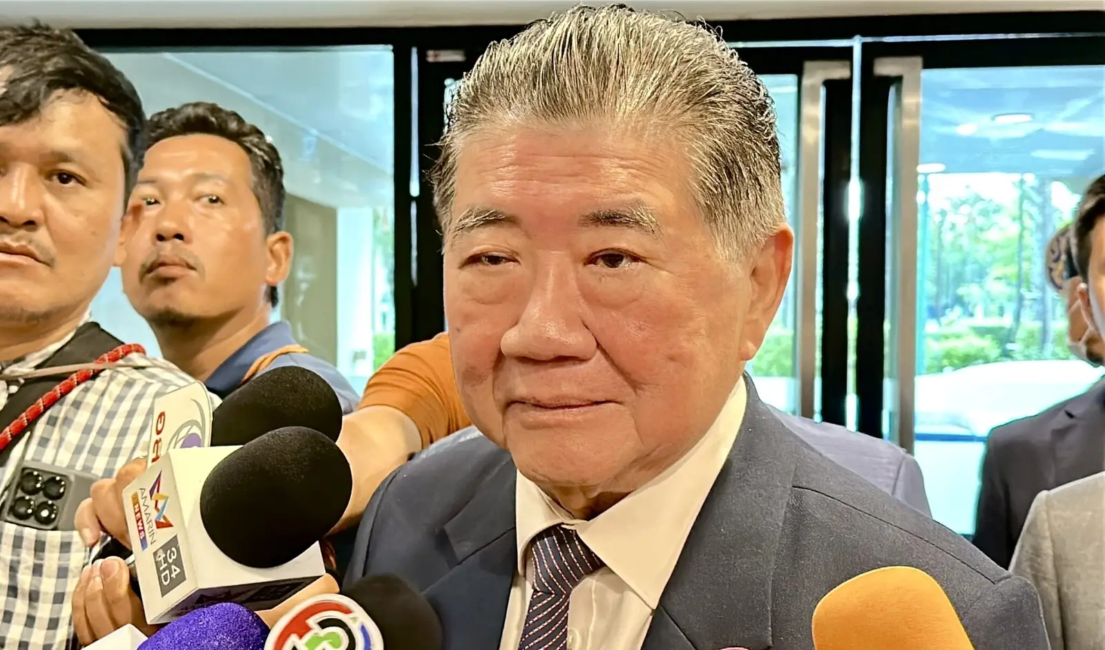 ‘ภูมิธรรม’ เผยหลังคุยทูตสหรัฐ หารือภาษีนำเข้า-ปมชายแดนไทยกัมพูชา ด้านทูตสหรัฐยันพร้อมส่งเรื่องรายงานตรงถึง ‘ทรัมป์’