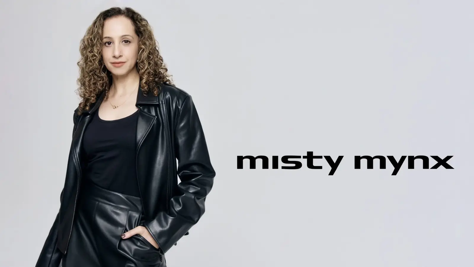 misty mynx' ชูแฟชั่นสะท้อนแนวคิด Sexy = Power เพื่อผู้หญิงยุคใหม่ที่เต็มเปี่ยมไปด้วยพลังของเฟมินีน