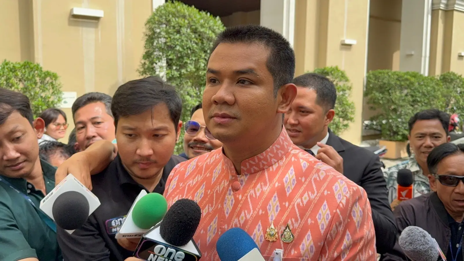 ‘ชัยชนะ’ ปัดตอบ ปม ‘นิพนธ์- สส.สงขลา’ โผล่ร่วมภูมิใจไทย ยัน ไม่มี สส.นครศรีธรรมราช
