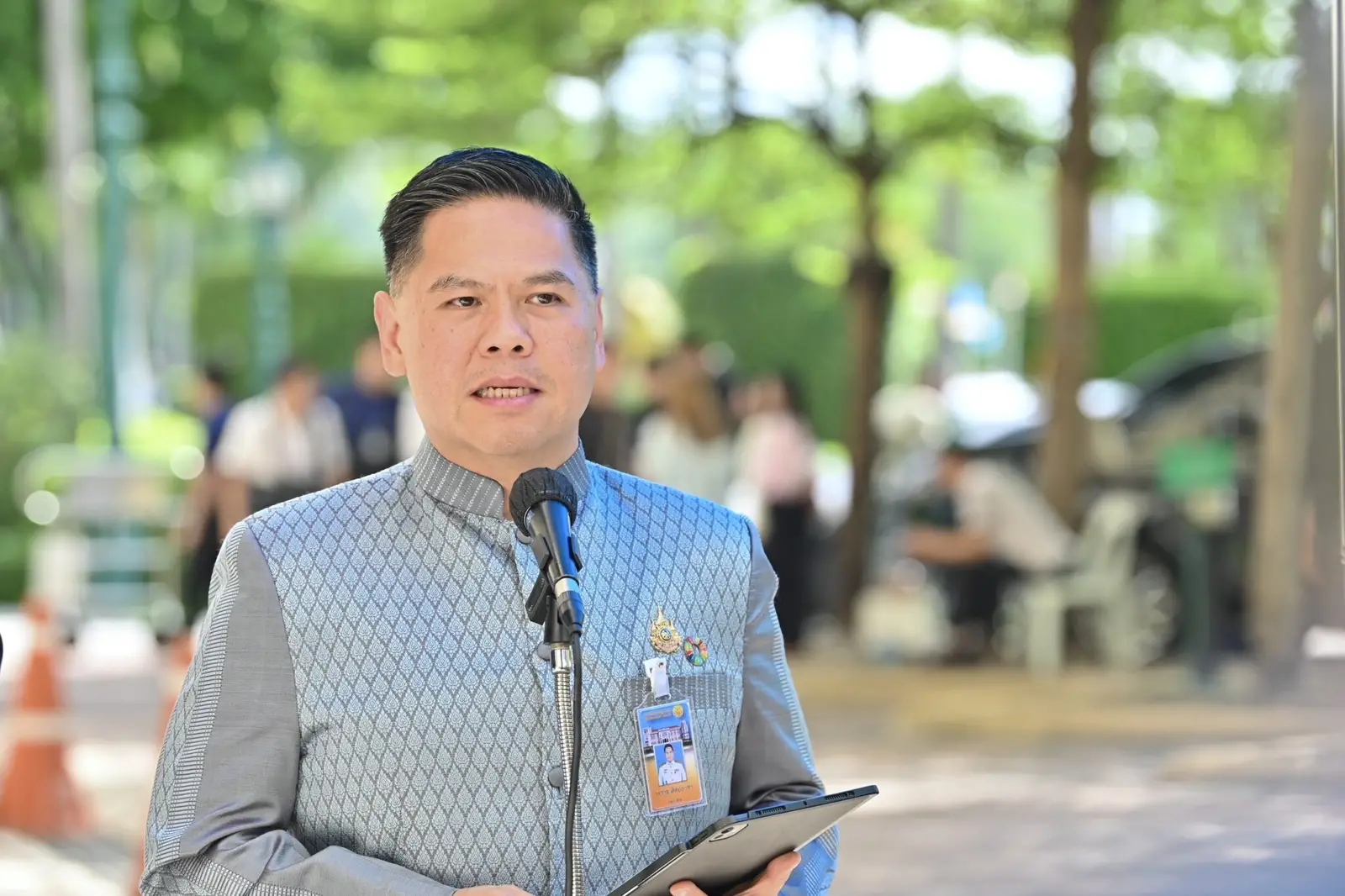 ‘วราวุธ’ เผย พม. เตรียมมอบกายอุปกรณ์ ช่วยเหลือคนพิการนครปฐม