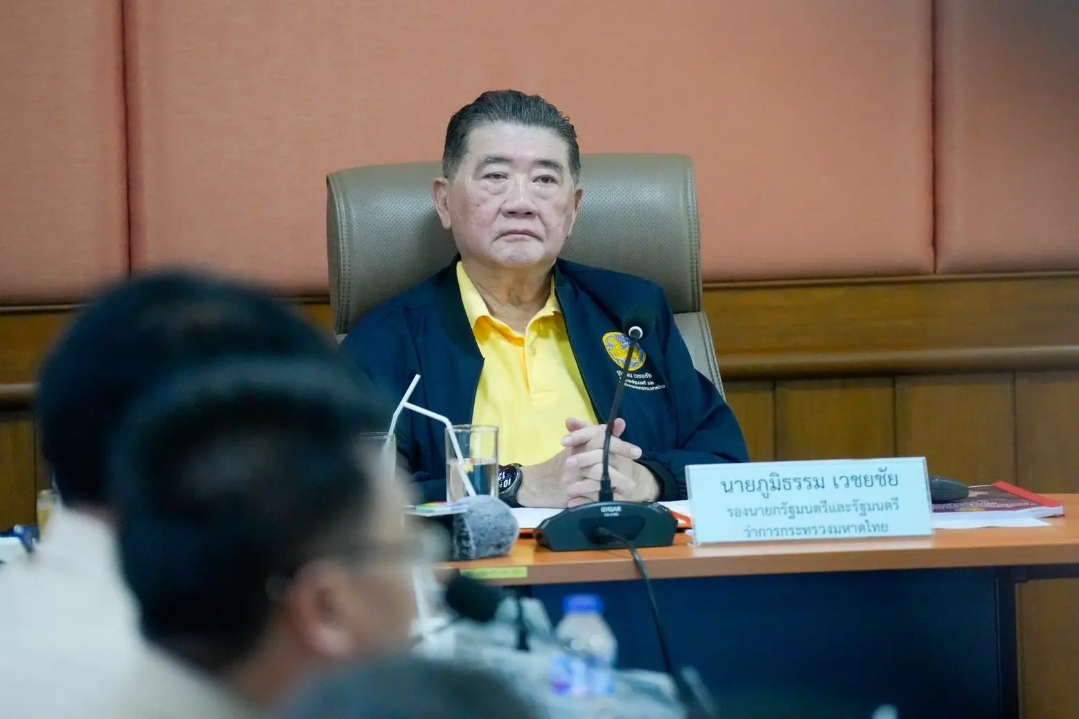 ‘ภูมิธรรม’ ลงพื้นที่ให้กำลังใจ-ส่งผู้อพยพเดินทางกลับภูมิลำเนา จ.สุรินทร์
