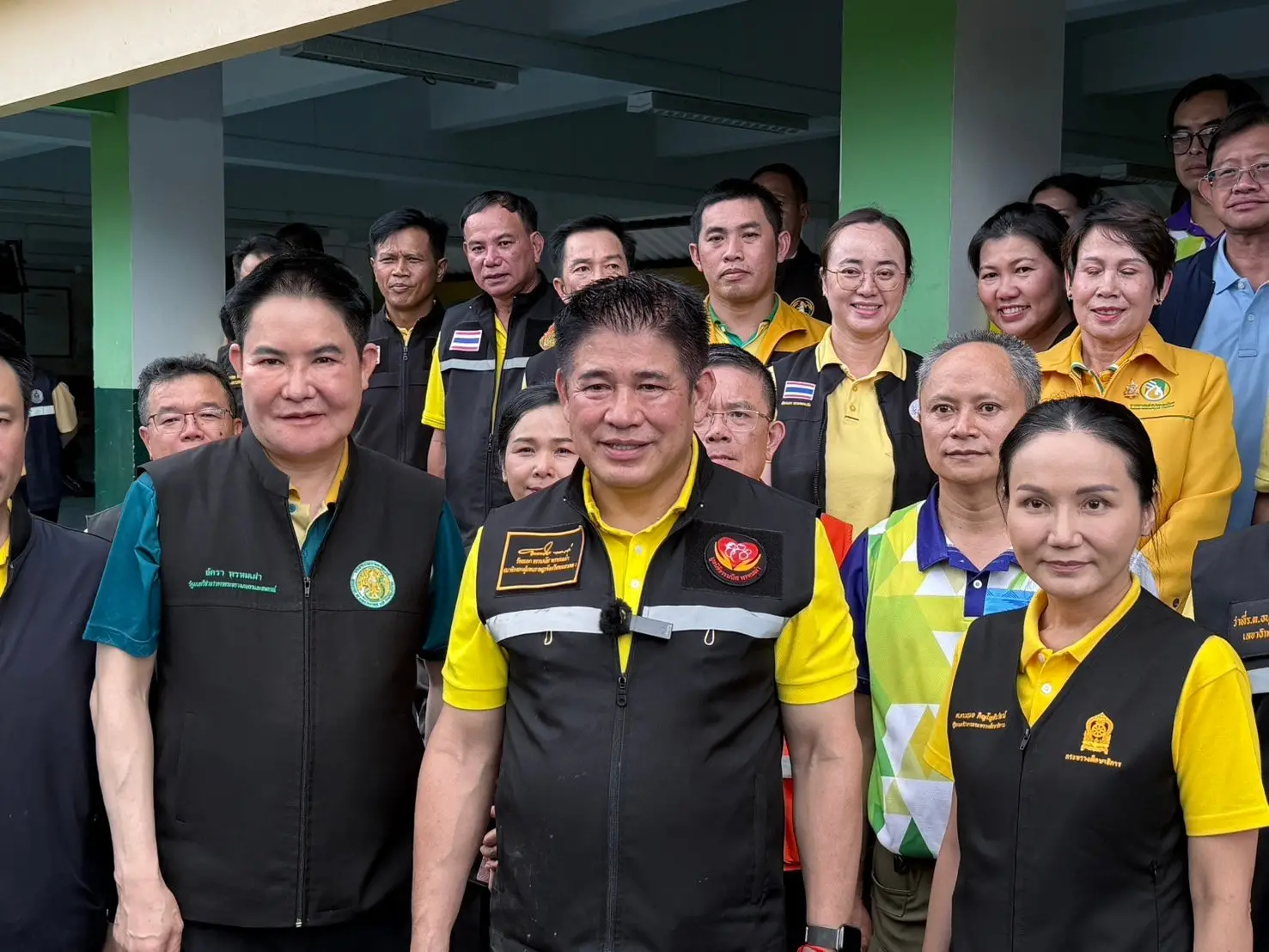 ร.อ.ธรรมนัส ร่วม 2 รมต.กล้าธรรม ลงพื้นที่น่าน ฟื้นฟูหลังน้ำท่วม