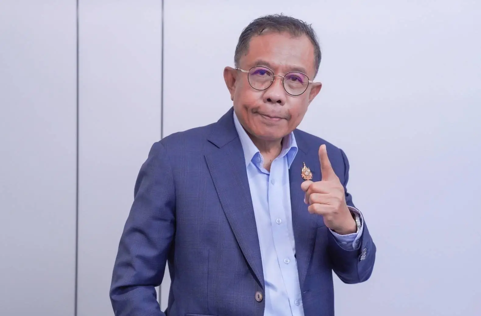 ‘ศุภชัย’ถาม ‘DSI-ทวี-ภูมิธรรม-อุ๊งอิ๊ง’บริษัท รมว.อว.บุกรุกที่สาธารณะประโยชน์ ทำไมไม่ดำเนินคดีฟอกเงิน
