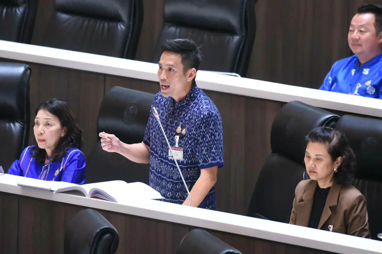 ถกงบฯ 69‘กระทรวงมหาดไทย’วุ่นหลัง ‘ฝ่ายค้าน’ข้องใจหั่นงบท้องถิ่น