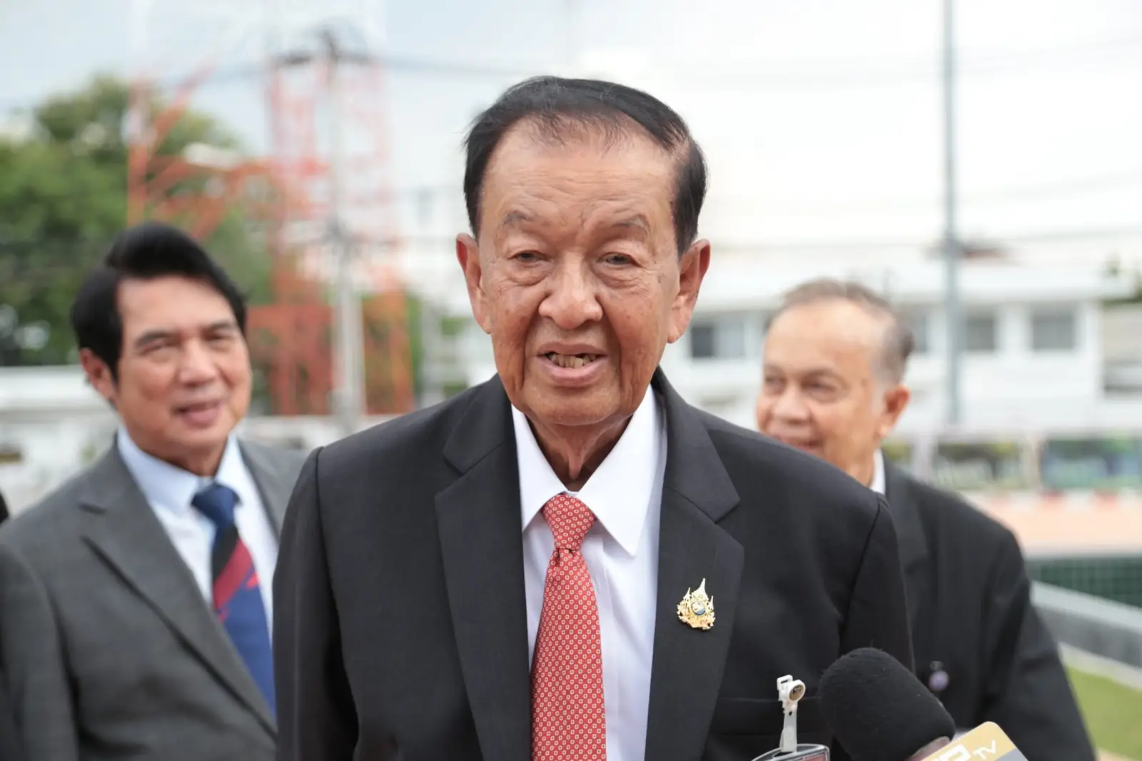 ’ประธานสภาฯ‘ สั่งปรับปรุงภูมิทัศน์สนามหญ้าด้านหน้ารัฐสภา เผย 23 ส.ค. 68 ทำพิธีสักการะ ’พระบรมราชานุสาวรีย์รัชกาลที่ 7‘ เพื่อเตรียมประดิษฐาน
