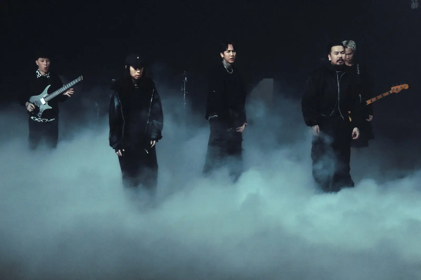 'Paper Planes' ปล่อยเอ็มวีเพลง 'ควัน (Tearless)' ดึง'NAP The NAP' และ 'เต๋า Sweet Mullet' ร่วมฟีทฯ