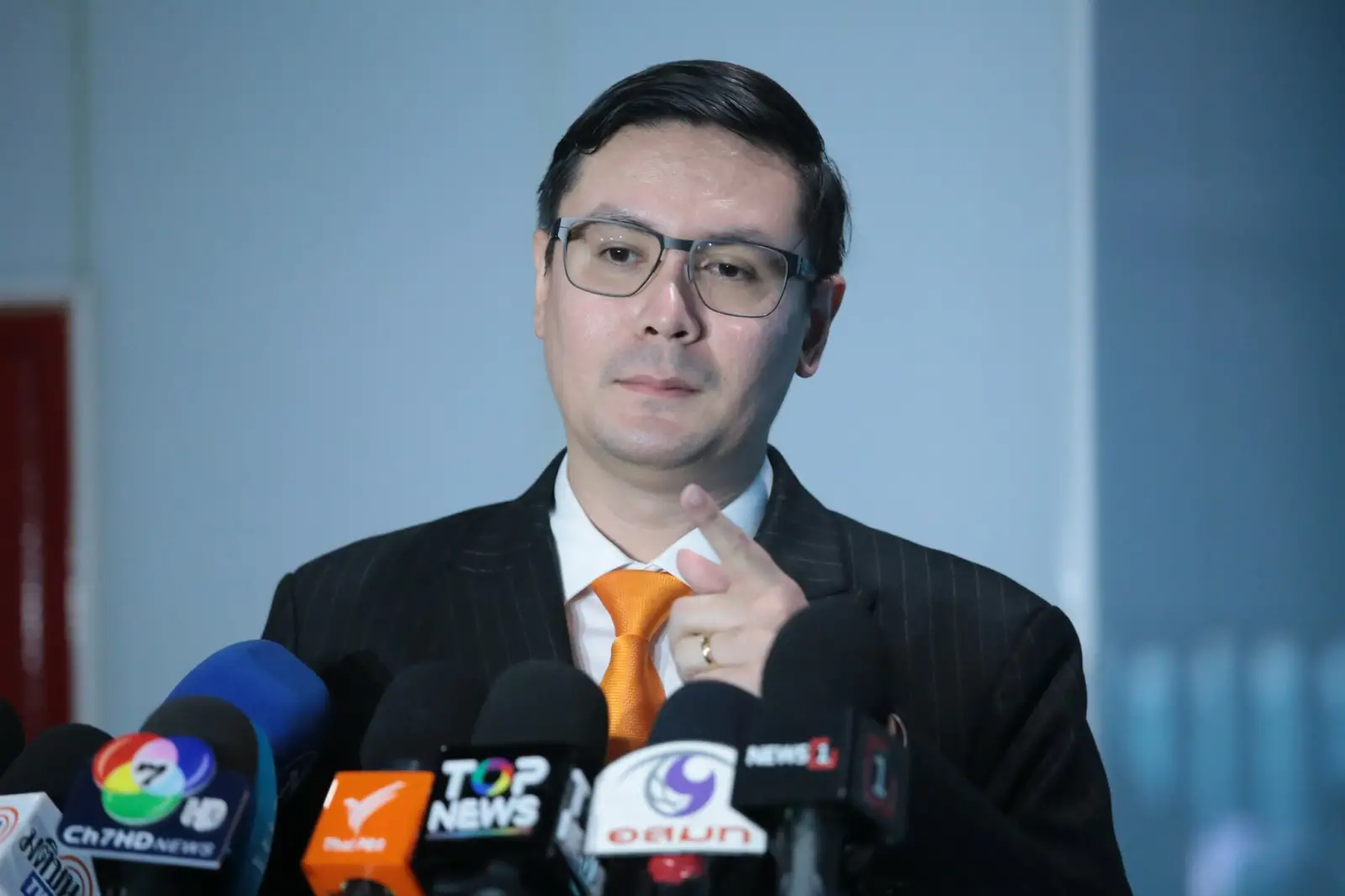 ‘โรม’หนุนตั้งกรรมาธิการวิสามัญศึกษายกเลิก MOU 43-44