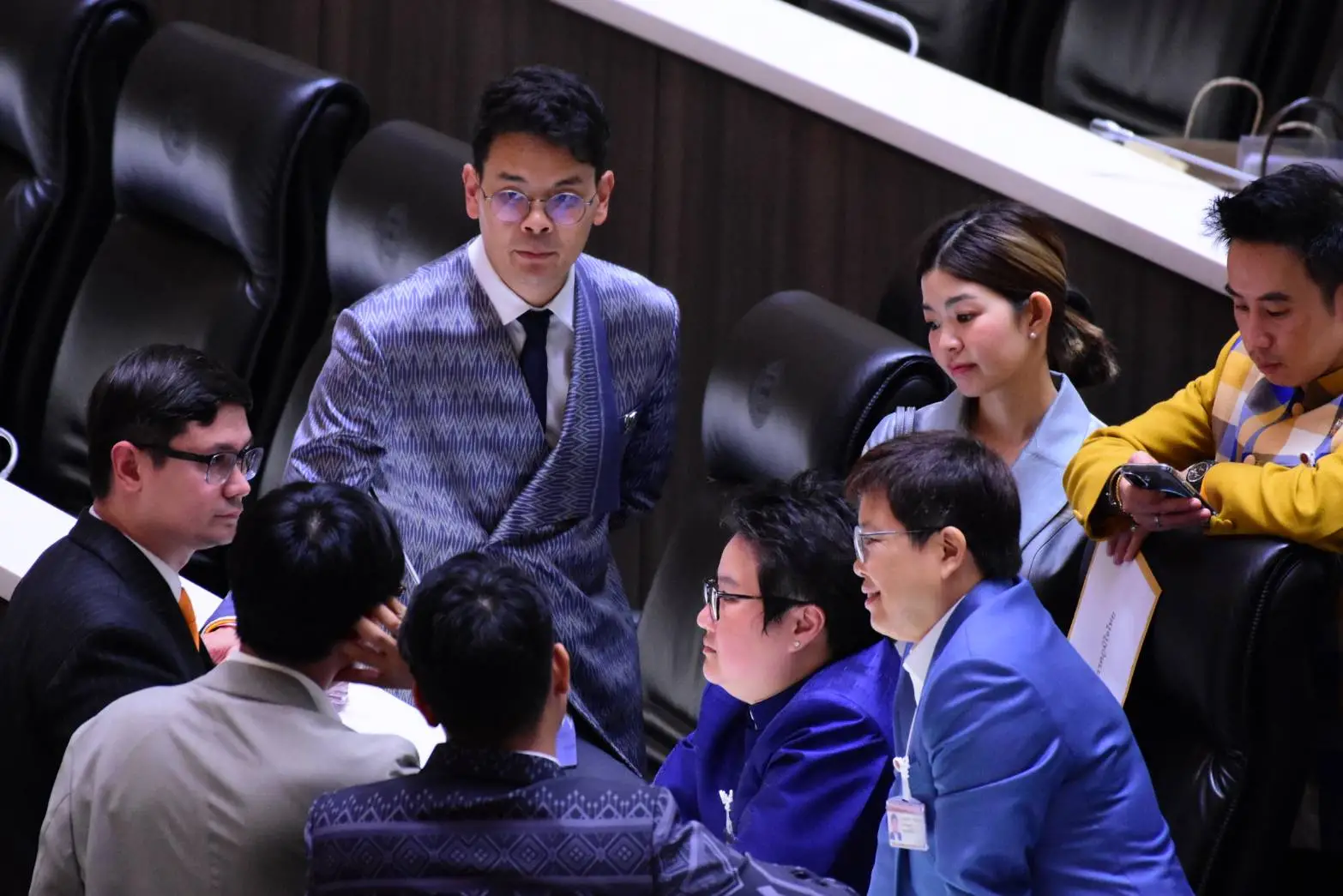 งงทั้งห้องประชุม! ‘ไชยา’สั่งปิดประชุมหนีญัตติด่วน MOU 43-44 อ้างมติวิป2ฝ่าย