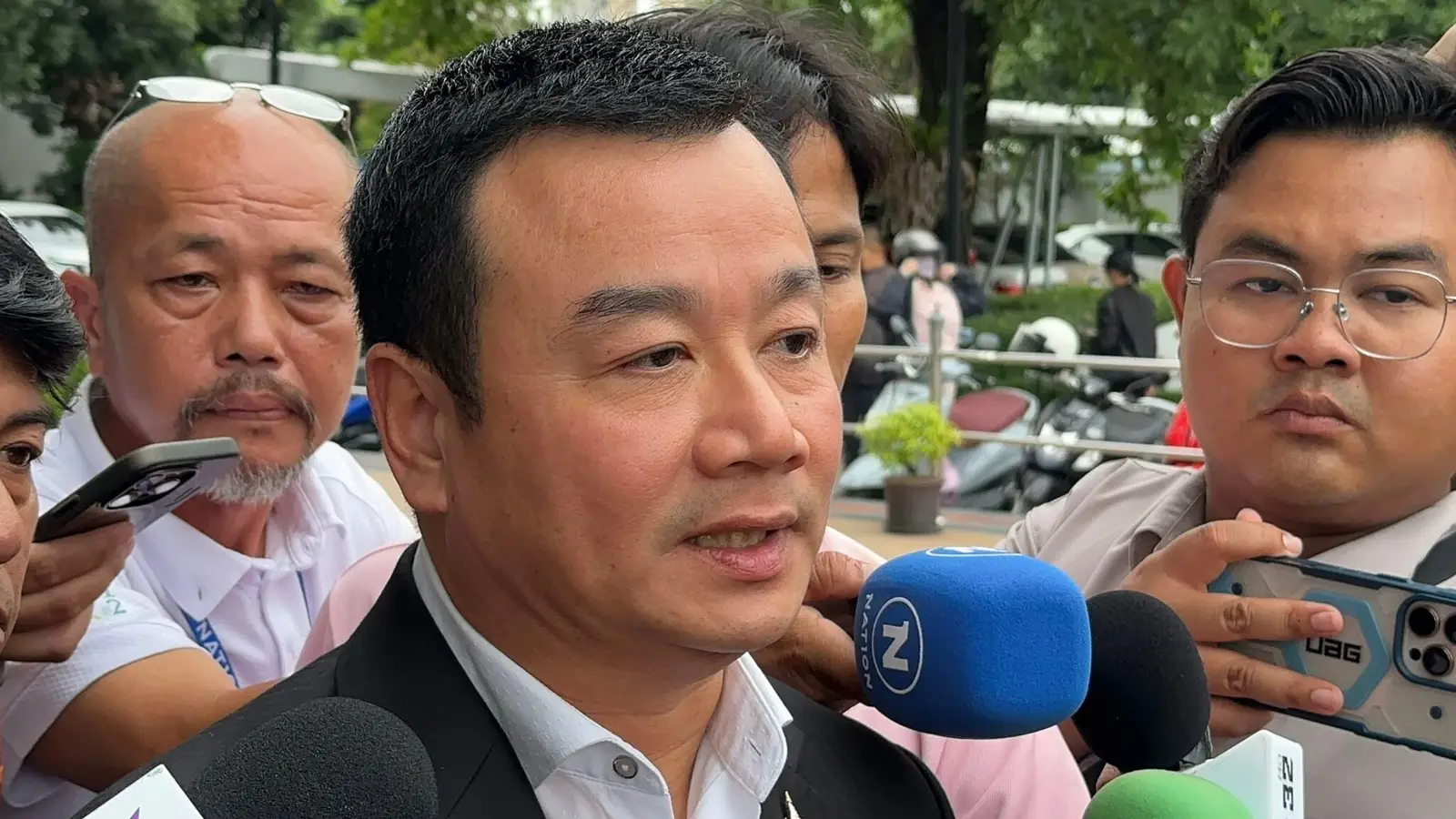 ‘สรวงศ์’ โพสต์แจงยังไม่ทูลเกล้าฯยุบสภา