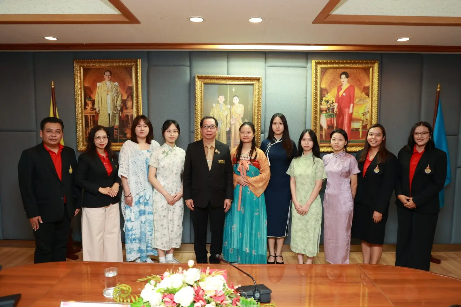 โครงการค่ายแลกเปลี่ยนนักศึกษาด้านภาษาและศิลปวัฒนธรรมไทย-จีนสู่ความเป็นสากล
