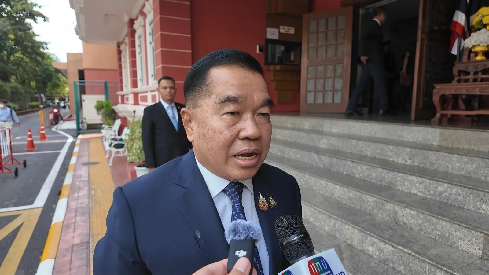‘บิ๊กเล็ก’เตรียมส่งโผทหารให้ ‘ภูมิธรรม’วันนี้ขึ้นทูลเกล้าฯ