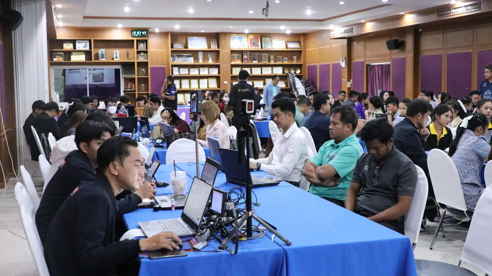 สพม.บุรีรัมย์ จัดอบรมเชิงปฏิบัติการผลิตสื่อสร้างสรรค์ ด้วยนวัตกรรม AI