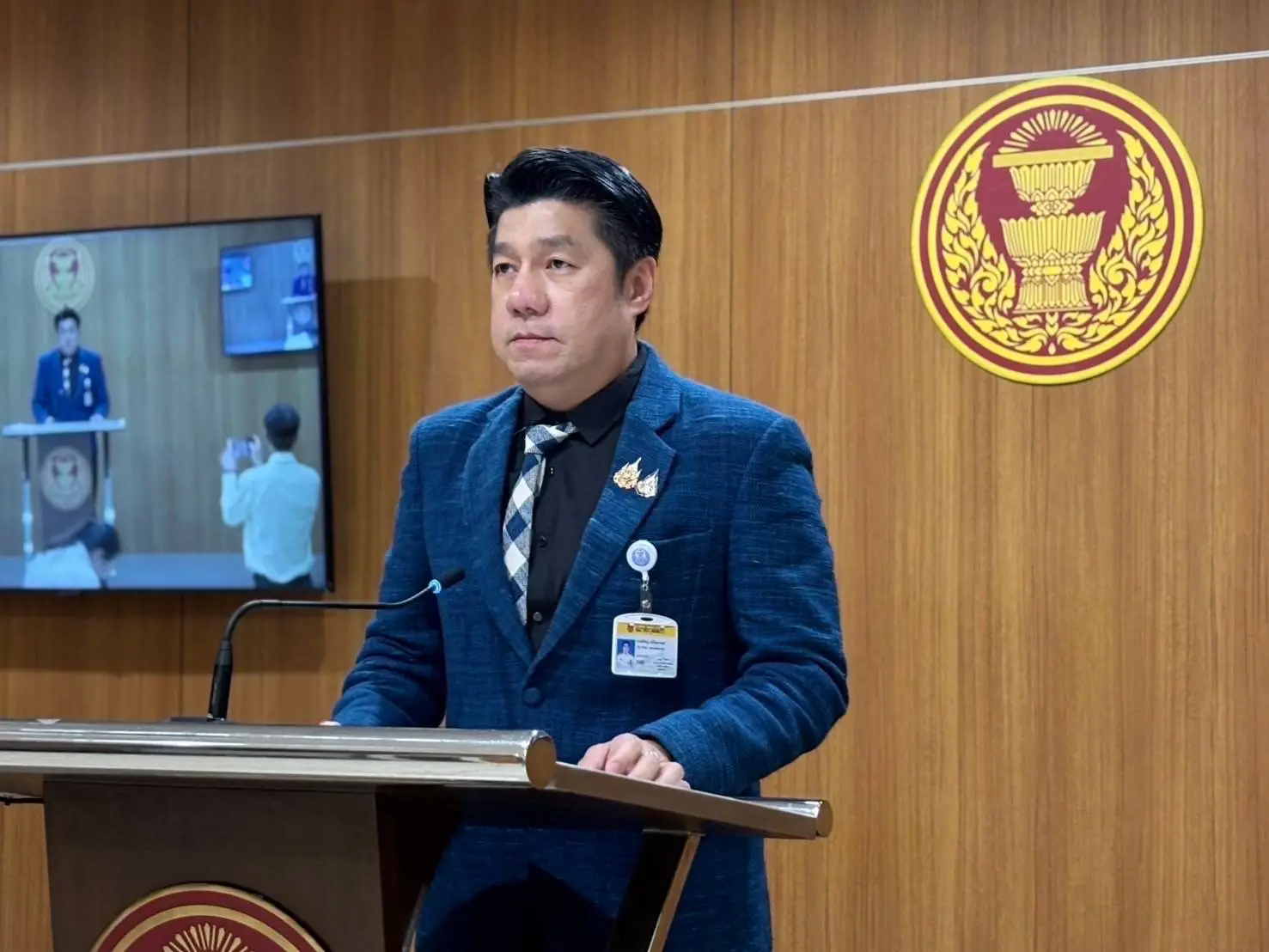 ‘โฆษกวิปวุฒิสภา’ แจงผลงานวุฒิสภาเห็นชอบกฎหมายแล้ว 5 ฉบับ ไฟเขียวตั้ง ‘พล.ต.ท.สรายุทธ’ นั่งผู้ว่าการตรวจเงินแผ่นดิน