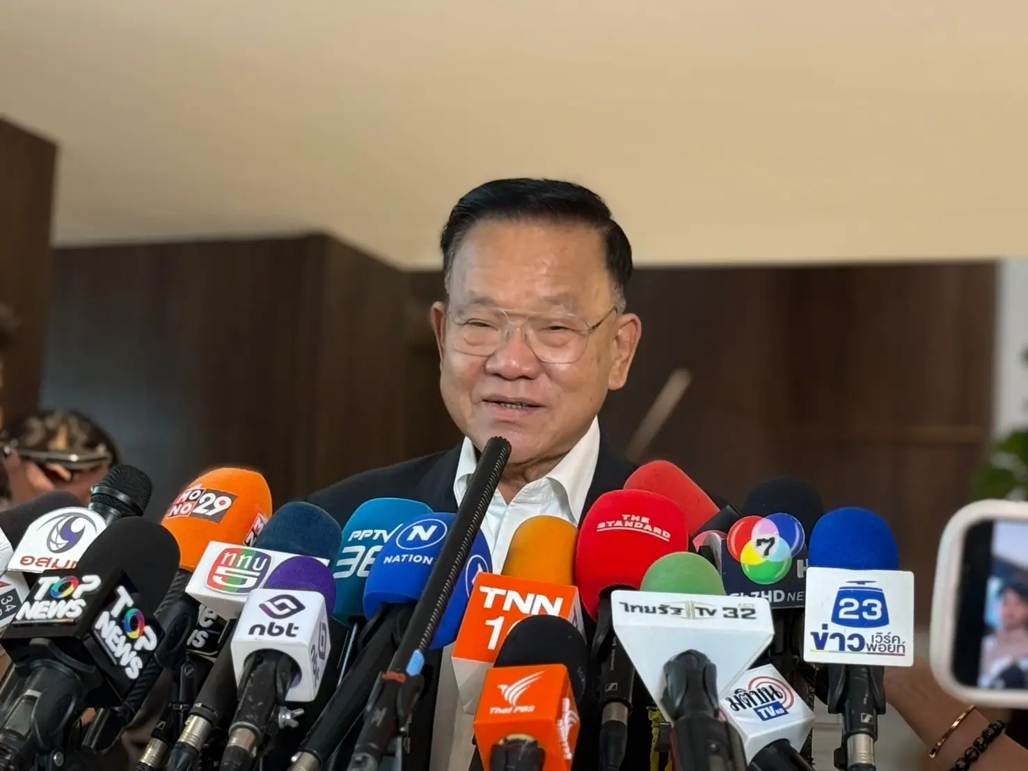 ‘สันติ’ยังไม่เฟิร์มชื่อหลุดโผครม. แต่รับการศึกษา 30-40 ปีเป็นเหตุส่อหลุดรัฐมนตรี