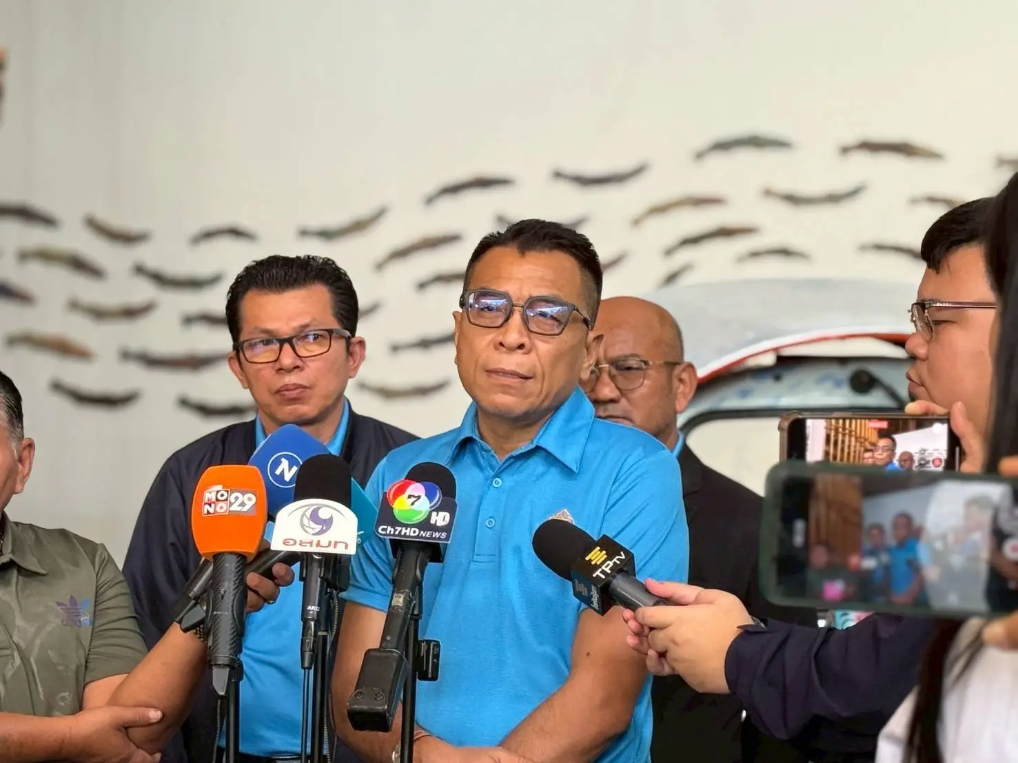 ‘เลขาฯ กกต.’ เผยยกคำร้องทักษิณครอบงำ 6 พรรคฯ กินมาม่าตั้งรัฐบาล