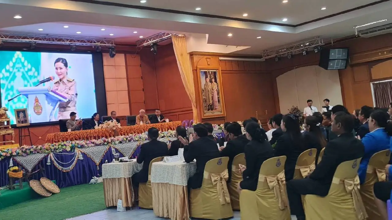 สพม.ชัยภูมิ รวมพลังขับเคลื่อนหลักสูตร 'ป้องกันปัญหายาเสพติดในวัยเรียน'