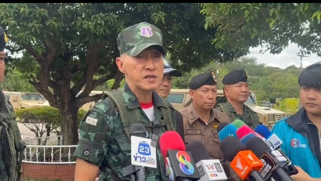 มทภ.1 ลงพื้นที่เกาะติดสถานการณ์ชายแดนสระแก้ว  ถกแผนรับมือ