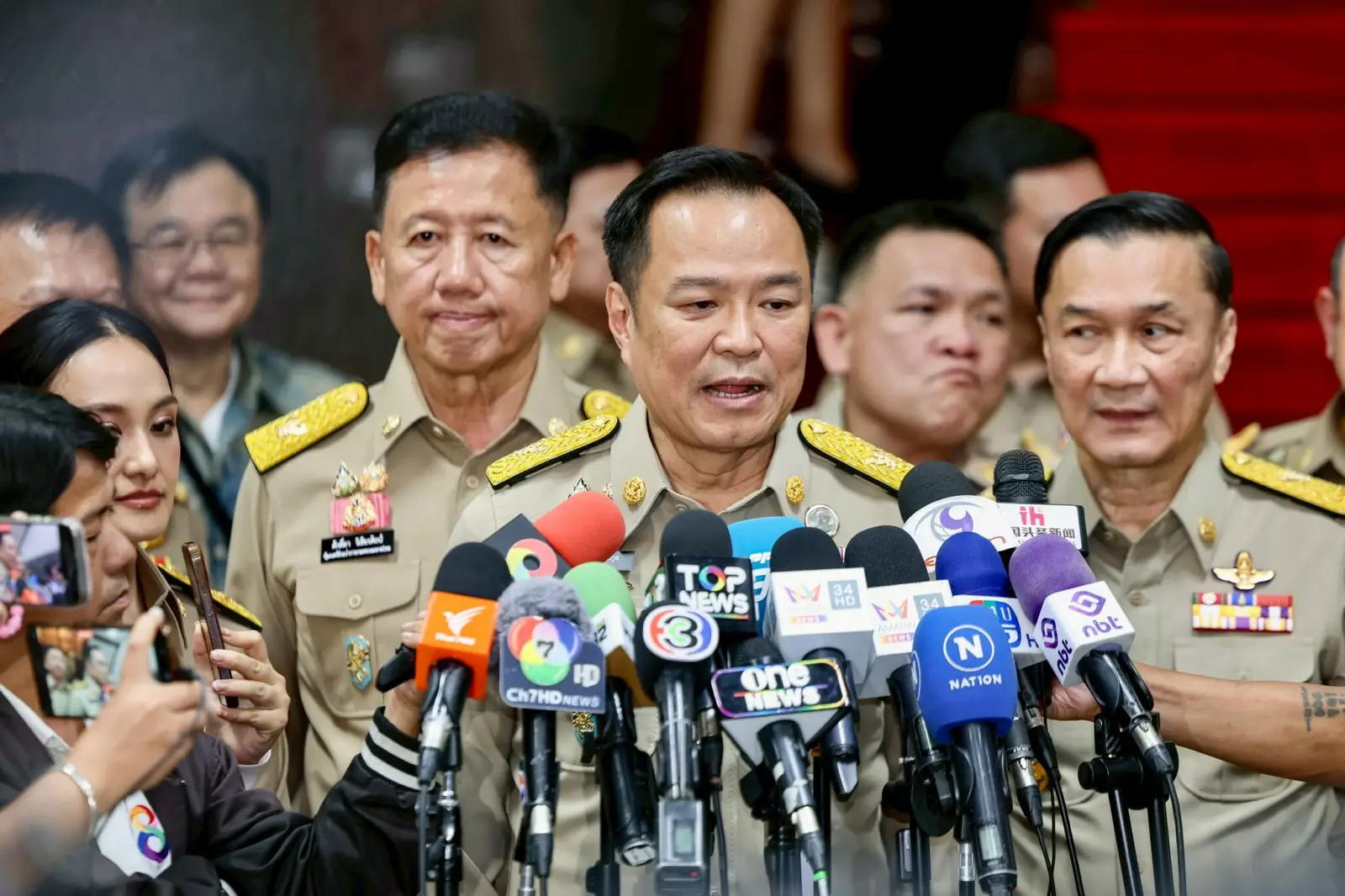 ‘อนุทิน’ เผย ‘อธิบดี ปค.’ ชงดึงโป๊กเกอร์อยู่ในบัญชีการพนัน