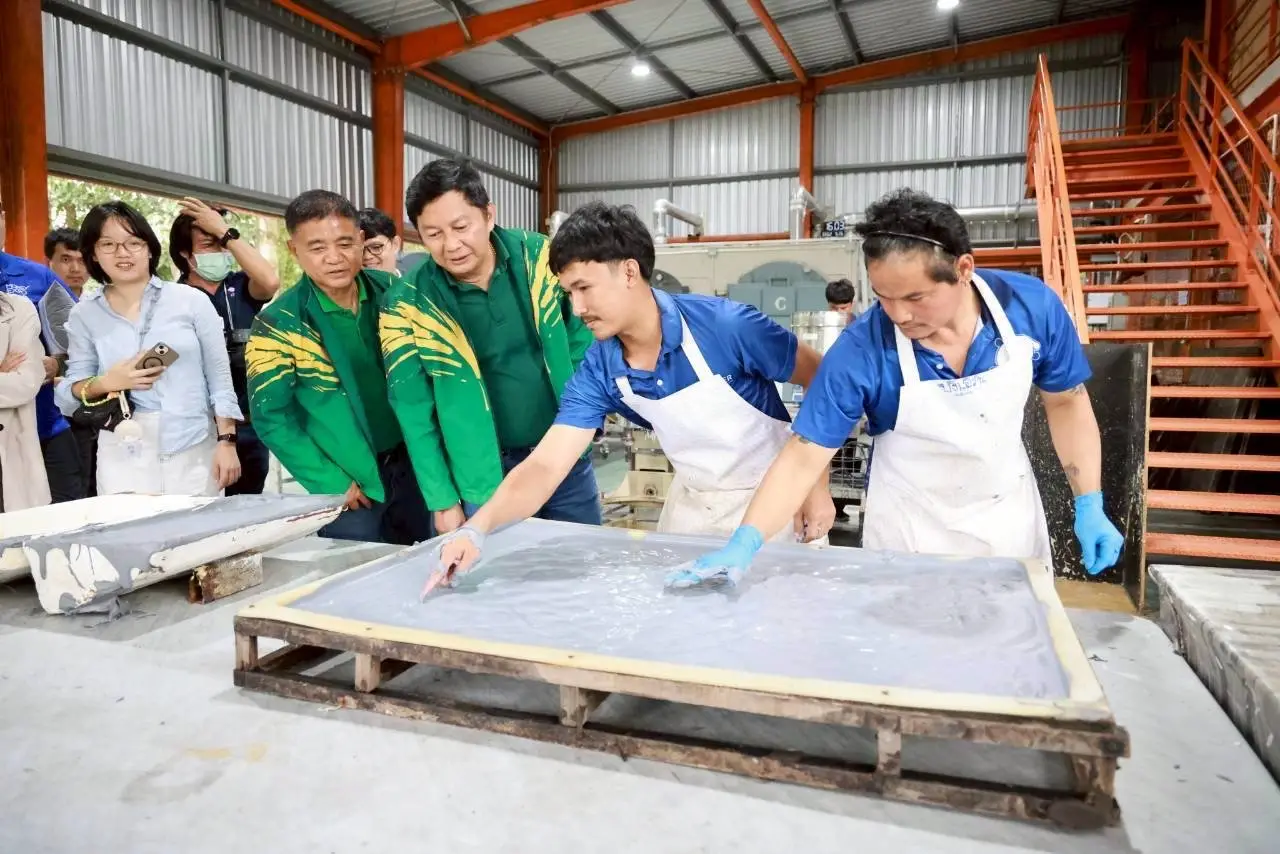 ธ.ก.ส. ช่วยสร้างมูลค่าเพิ่มผลักดันแบรนด์สินค้า Glam Agro กว่า 12 แบรนด์ทั่วประเทศ