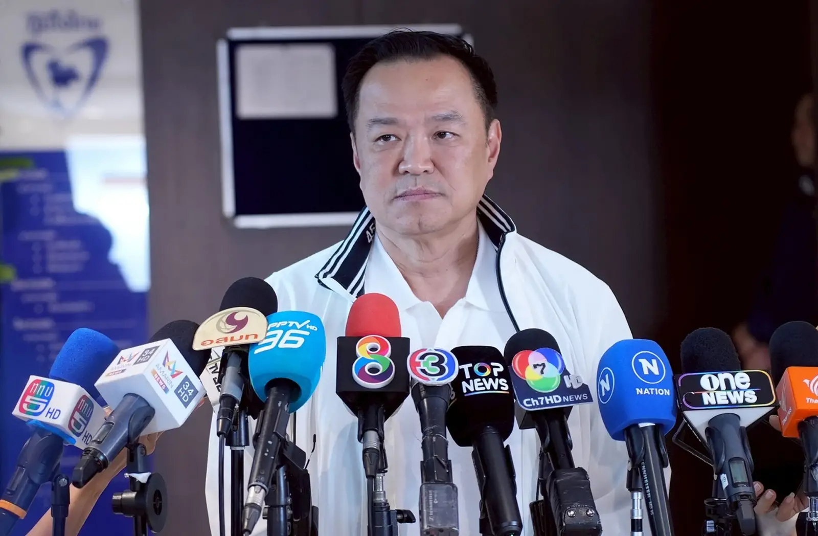 ‘นายกฯ’สั่งเตรียมพร้อมศูนย์พักพิงเหตุความไม่สงบชายแดนไทย-กัมพูชา