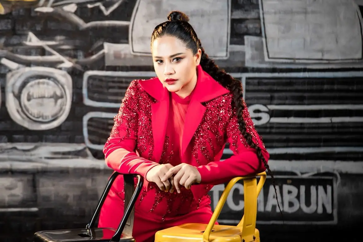 'กานดา บุญญาวงศ์' ขอฟาดแรง 'ช่างแม่ง…เรื่องของกู' เพลงใหม่สาดความสะใจจนยึดใจแฟนๆสำเร็จ