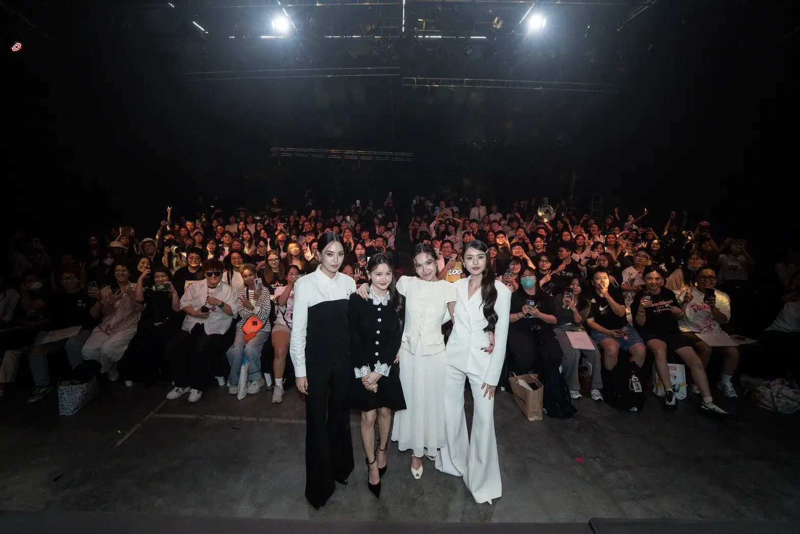 'ลูกหมี-วอนญ่า' นำทีมนักแสดง 'Harmony Secret' ดีลลับฉบับเล่นเล่ห์ มอบความรักคืนเอฟซีผ่านแฟนไซน์