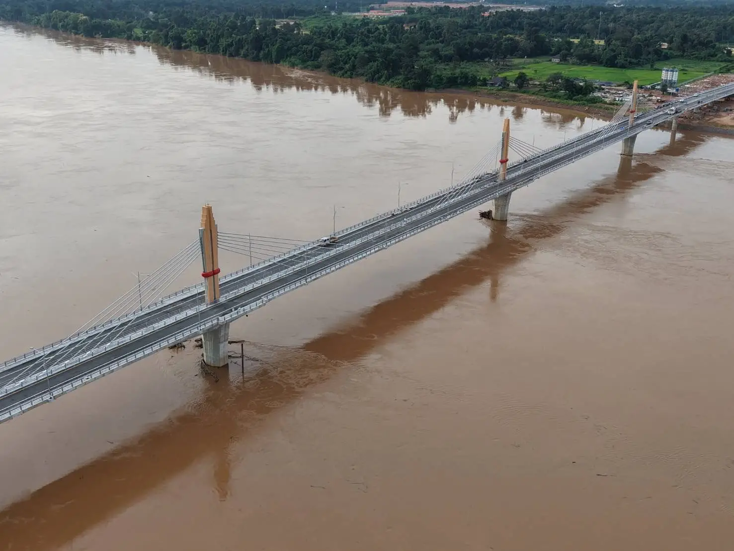ปลื้มปีติ'ในหลวง-พระราชินี' เสด็จฯเปิด 25 ธ.ค. สะพานมิตรภาพไทย-ลาว เชื่อม'บึงกาฬ – บอลิคำไซ'