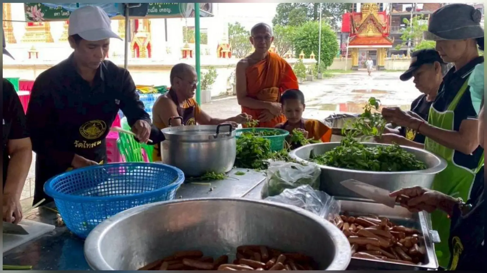 ‘มจร’ ตั้งโรงครัวช่วยผู้ประสบอุทกภัยหาดใหญ่ เตรียมลงพื้นที่เยียวยาใจหลังน้ำลด