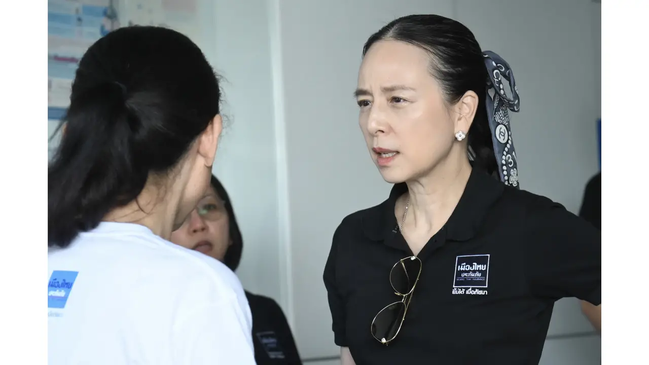 มาดามแป้ง CEO 'เมืองไทยประกันภัย'ส่งรถยก รถลาก ลงพื้นที่หาดใหญ่ เร่งช่วยเหลือลูกค้า