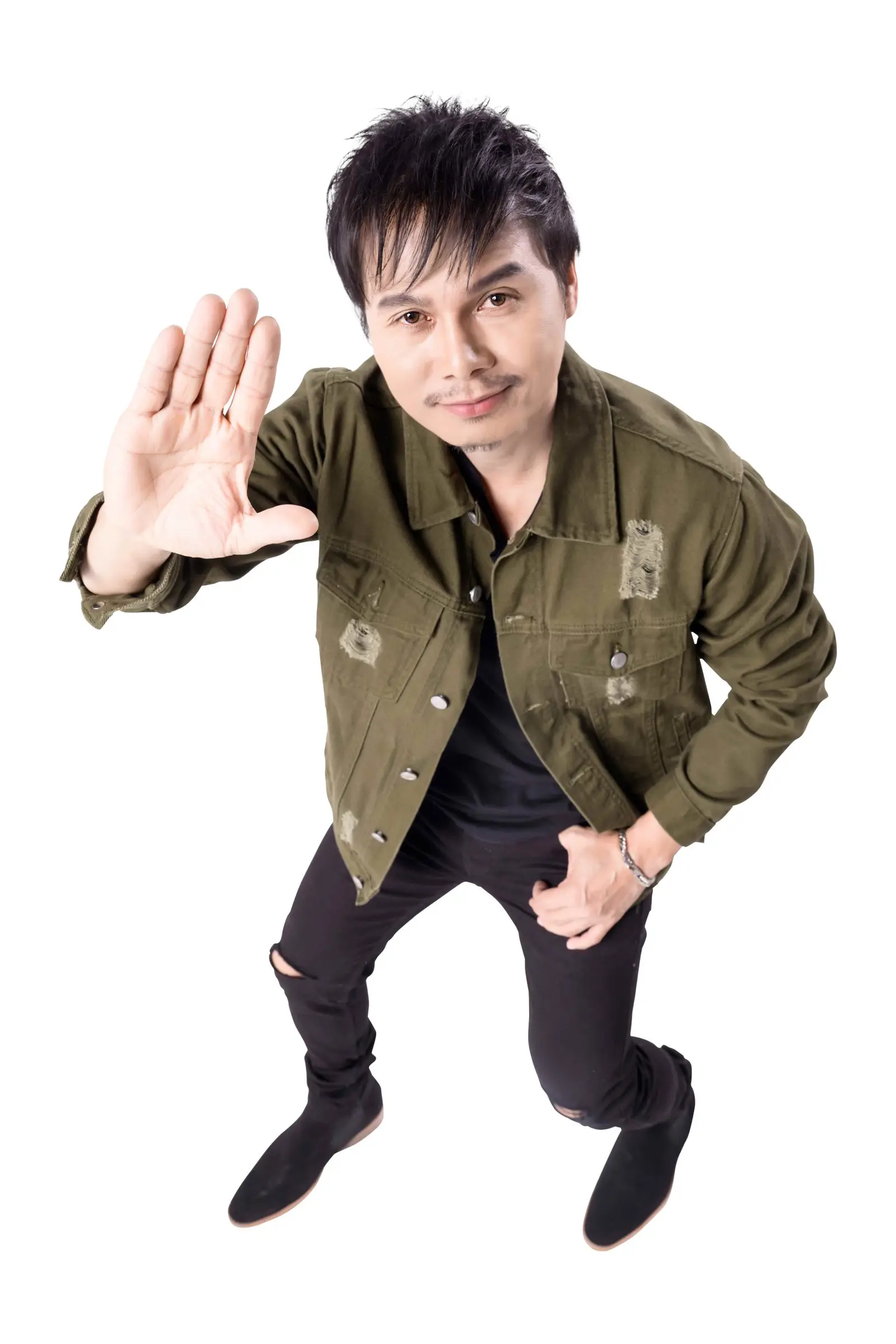 'แมน มณีวรรณ' กับซิงเกิลใหม่ 'กรุณาอย่ารบกวน' เพลงม่วนคัก ๆ ของคนรักเมีย