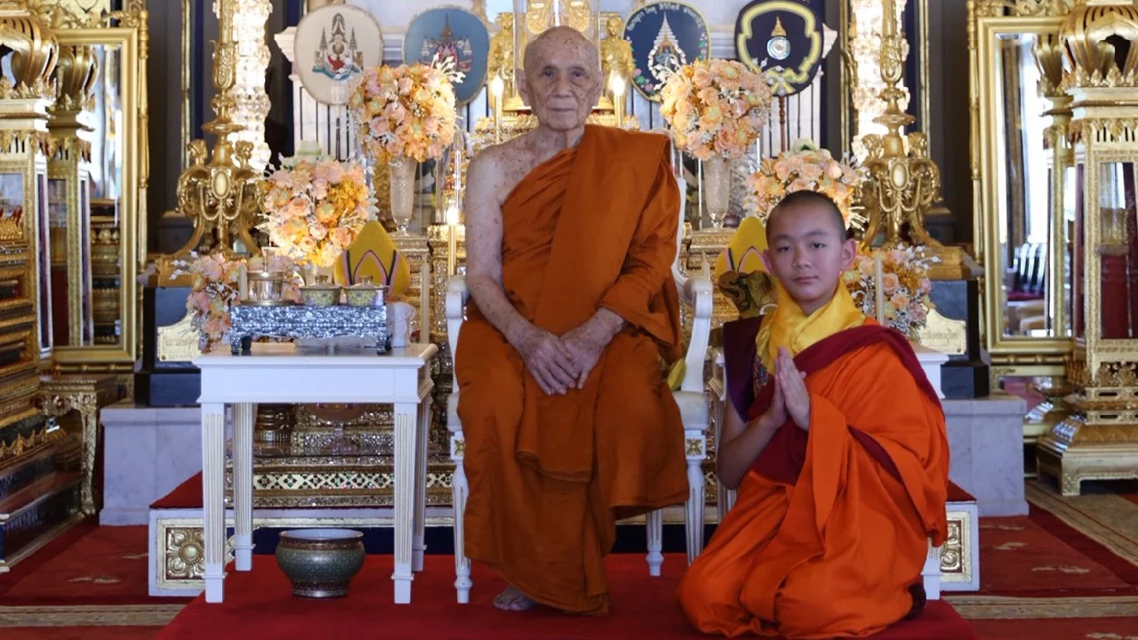 ‘สมเด็จไวโรจนะ รินโปเช’ แห่งภูฏาน ขอถวายองค์เป็นศิษย์ใน ‘สมเด็จพระสังฆราช’