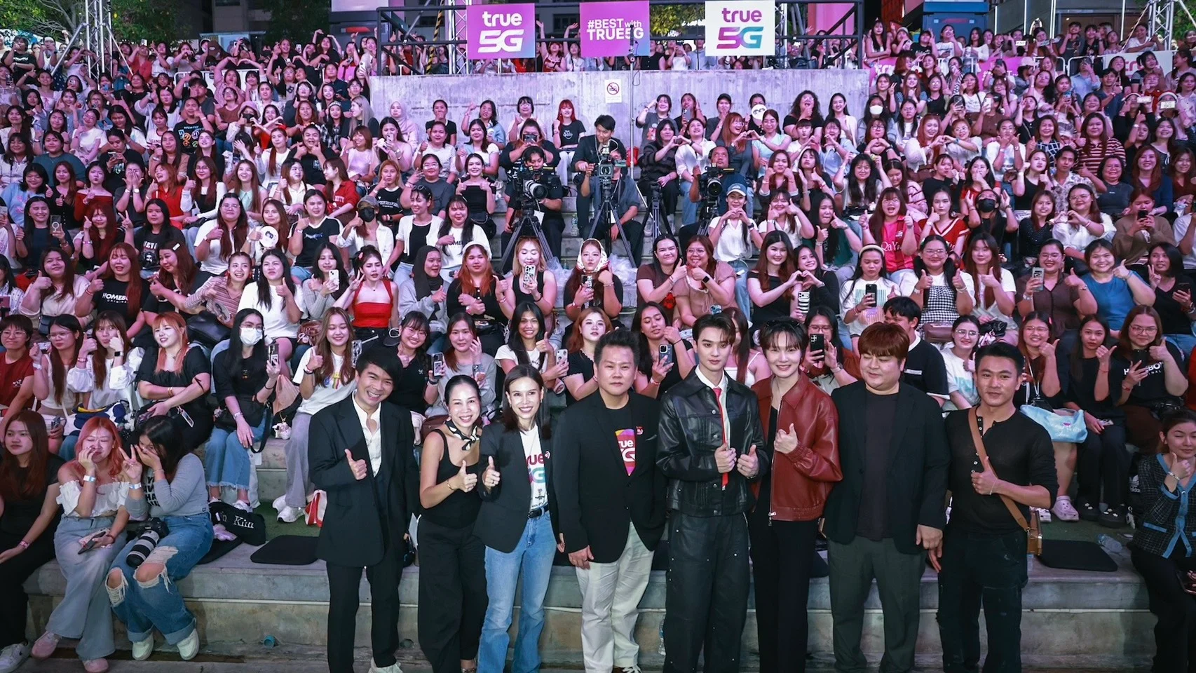ทรู เดินหน้า UP สัญญาณ UP ความสุข พร้อมแล้ว.. สู่มาตรฐานสัญญาณใหม่ เร็ว แรง ปลอดภัย