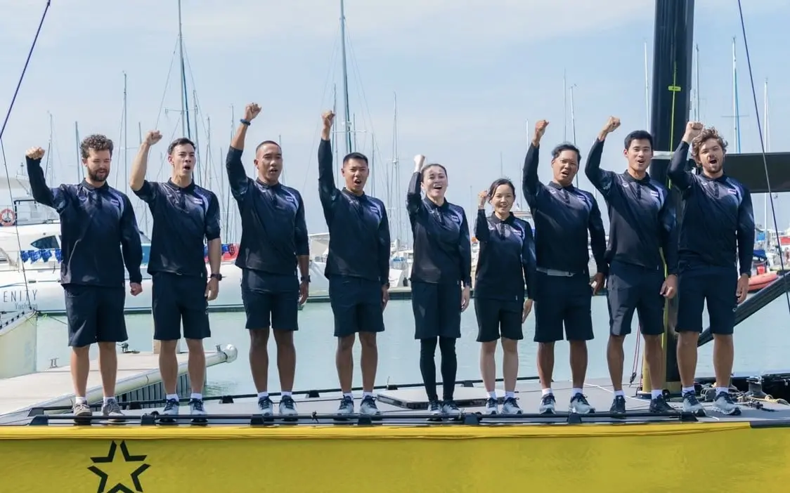 'สมเด็จพระราชินี' ทรงลงทะเบียน ชั่งน้ำหนักนักกีฬา และทรงร่วมทดสอบสนามแข่งเรือใบ ก่อนชิงชัยซีเกมส์ 2025