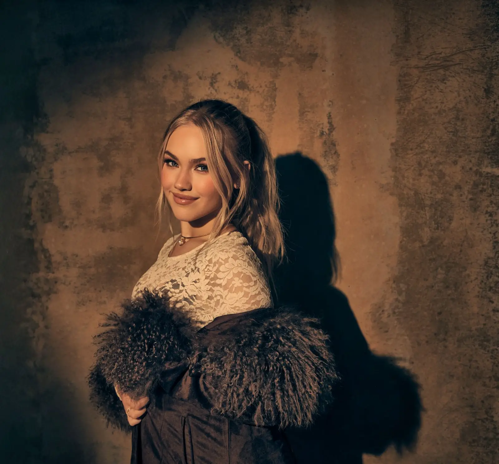 'Freya Skye' ป็อปสตาร์คลื่นลูกใหม่จากอังกฤษ ส่งเพลงใหม่ 'silent treatment' เอาใจแฟนๆ