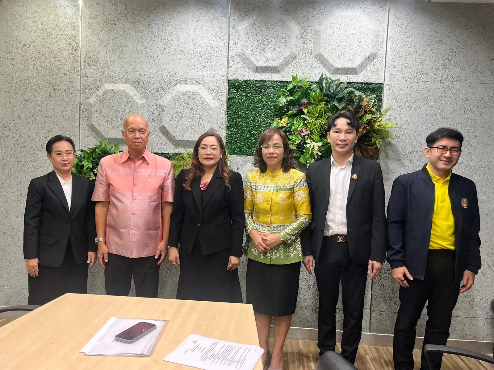 สกร.–มูลนิธิประเทศไทยใสสะอาด ขับเคลื่อน 'เรียนรู้ตามรอยพระยุคลบาท เฟส 2'